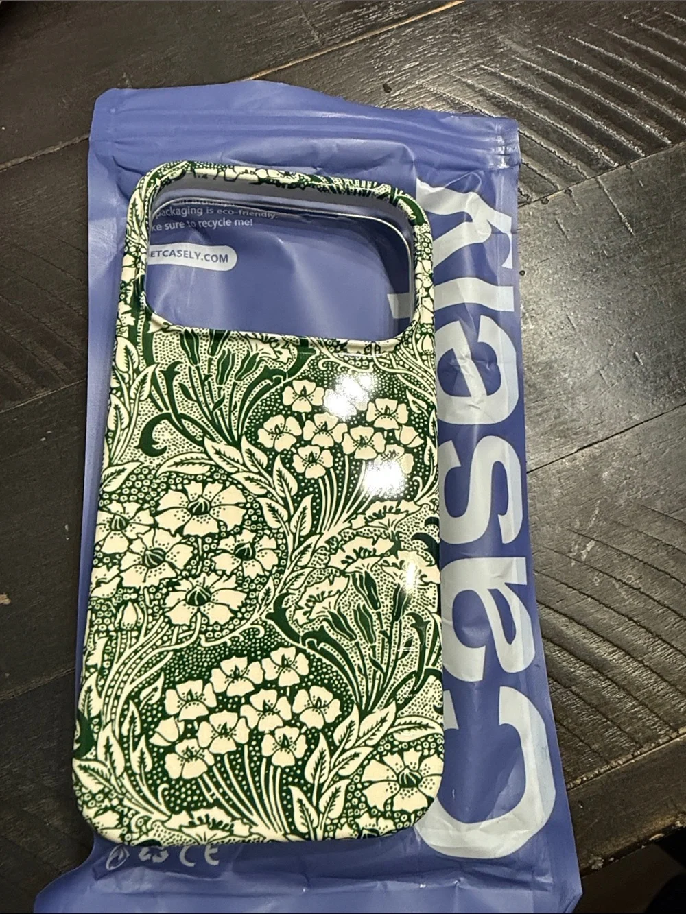Floral Pattern Green Phone Case - Unbranded